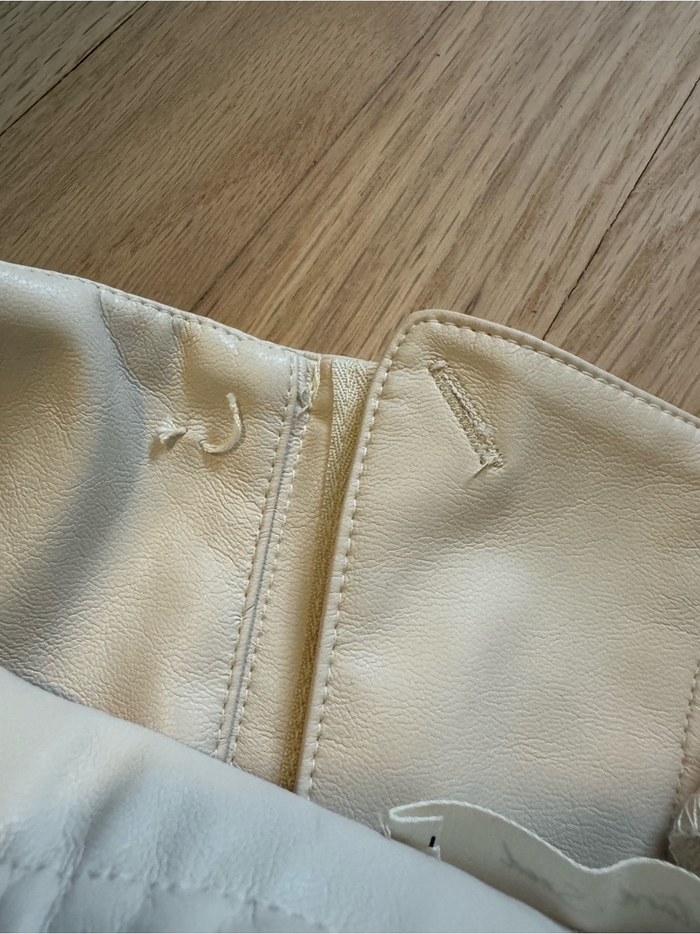 Mustard Seed Faux Leather High-Waist Cream Pleated Shorts - Picture 4 of 4